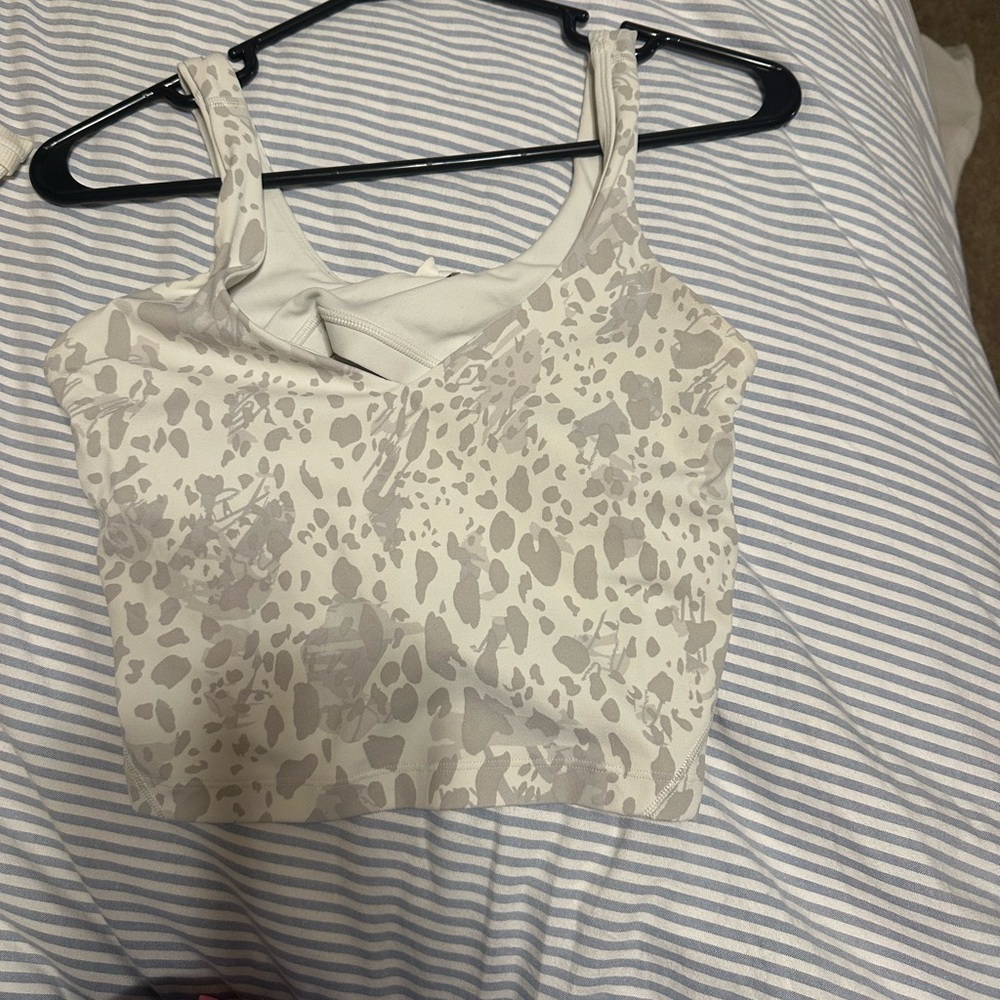 Women’s Lululemon align top